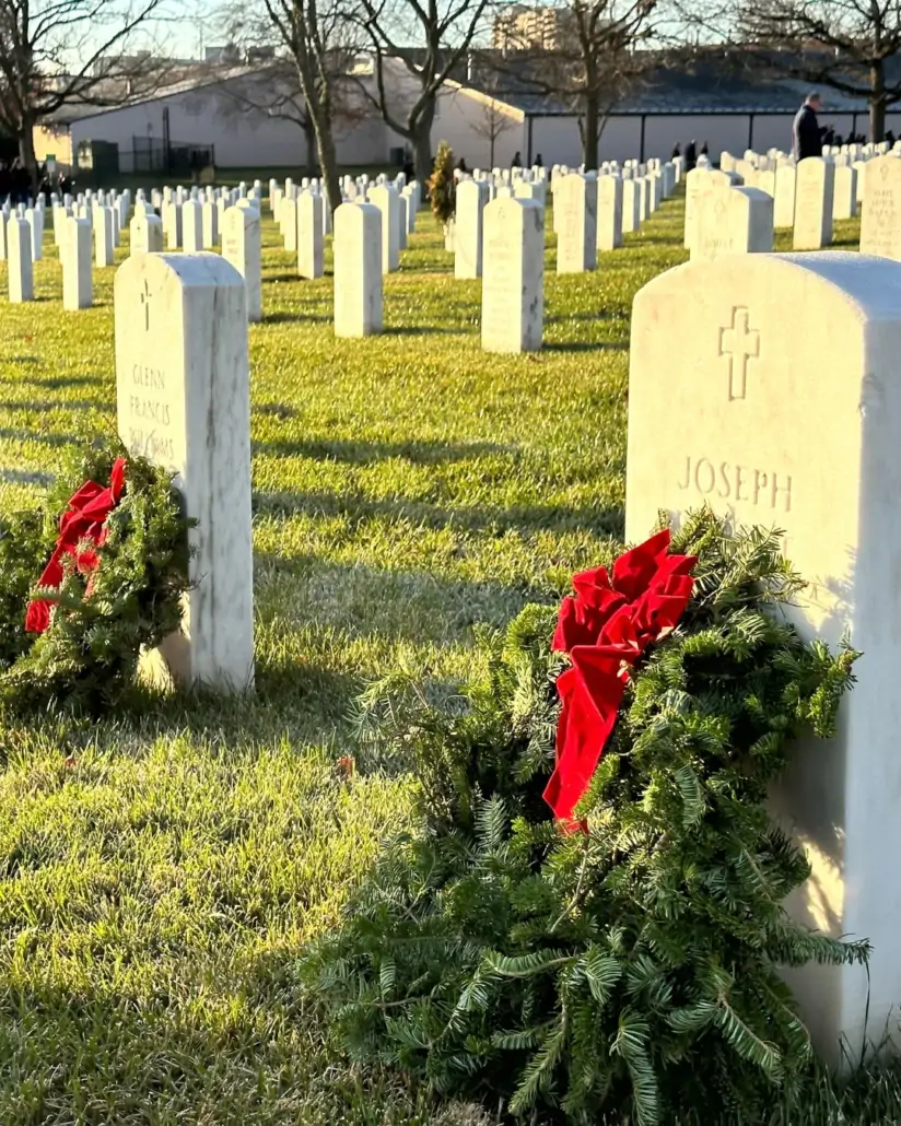 INFINITI HR joins Wreaths Across America, to honor veterans by placing wreaths at Arlington National Cemetery